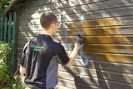 Unsightly graffiti on the Osney Island was painted out